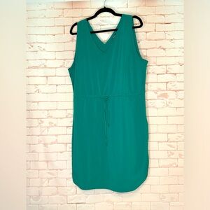 Eddie Bauer Departure Dress in green XL